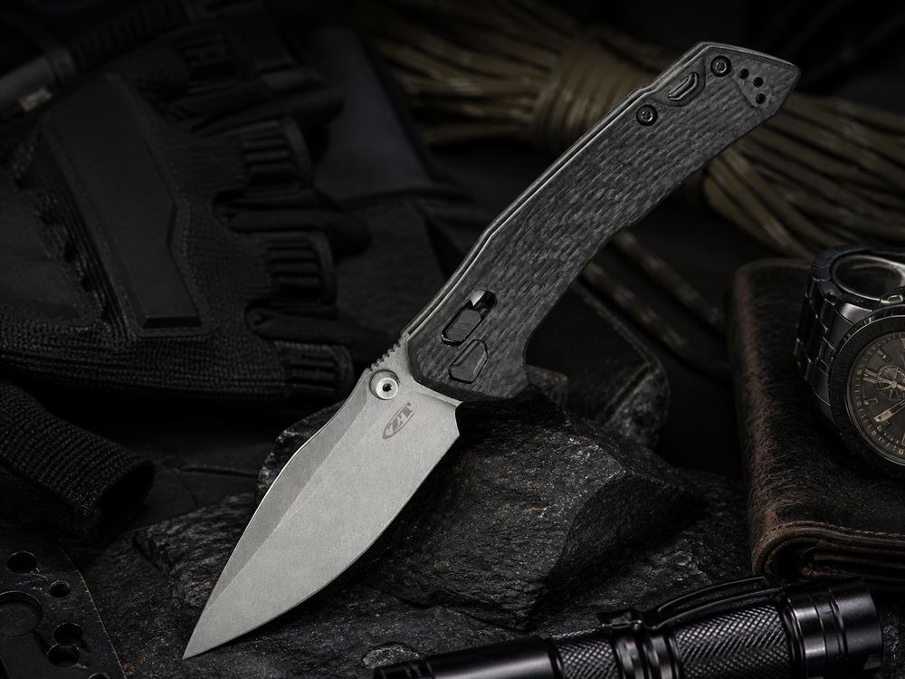 ZT 0203CF: огляд преміального тактичного складаного ножа