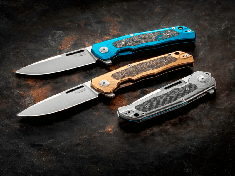 Ножі Lionsteel Q4ttro Titanium vs M4 Olive Wood: титан проти дерева