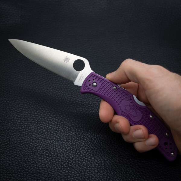 Нож Spyderco Endura 4 Flat Ground, purple