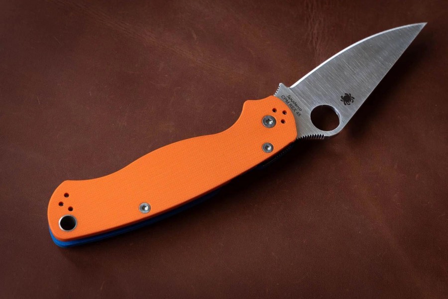 Нож Spyderco Paramilitary 2 Orange/Blue REX45, C81GPORBL2 