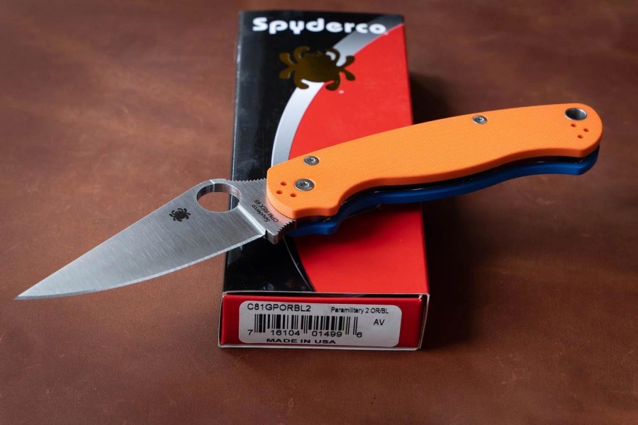 Нож Spyderco Paramilitary 2 Orange/Blue REX45, C81GPORBL2 