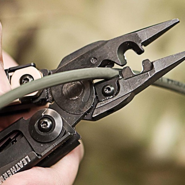 Мультитул Leatherman MUT EOD Black, чохол нейлоновий Molle (олива), sight adjuster
