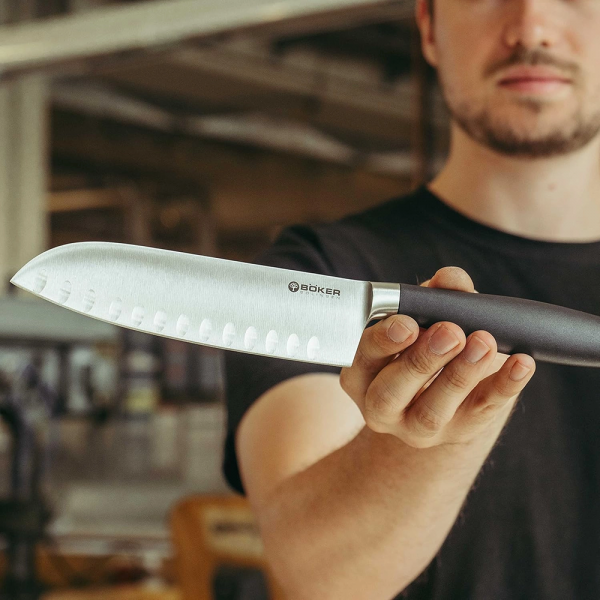 Кухонный нож-сантоку Boker Core Professional с воздушными карманами