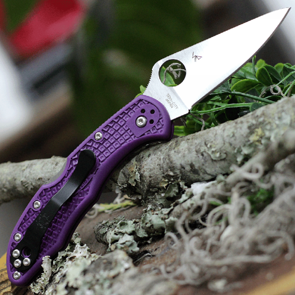 Нож Spyderco Delica 4 Lightweight, VG-10, FRN Purple