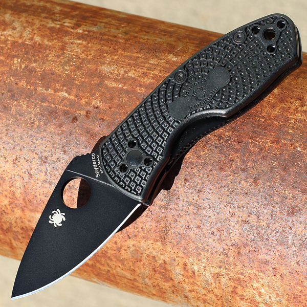 Нож Spyderco Ambitious Lightweight Black Blade, 8Cr13MoV, FRN Black