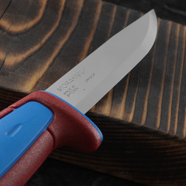 Нож Morakniv Basic 511, Color of the year 2025 Blue/Dala red