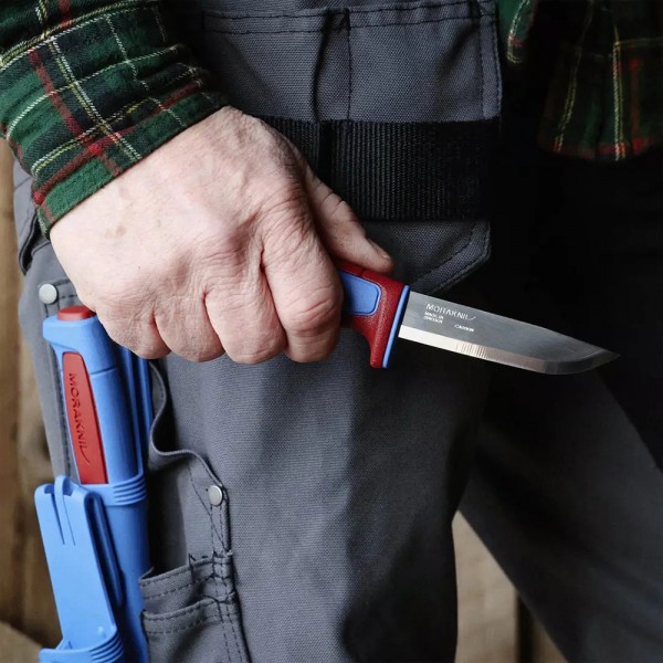 Ніж Morakniv Basic 546, Color of the year 2025 Dala red/blue
