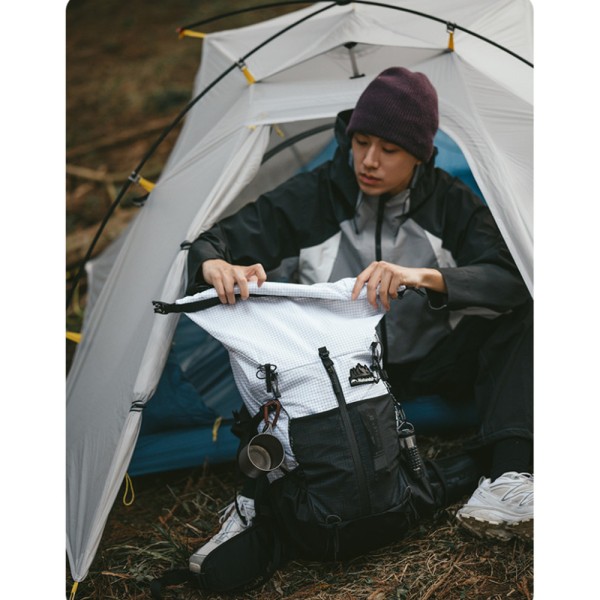 Рюкзак туристический Naturehike Helium CNK2300016, 30+5 л, черный