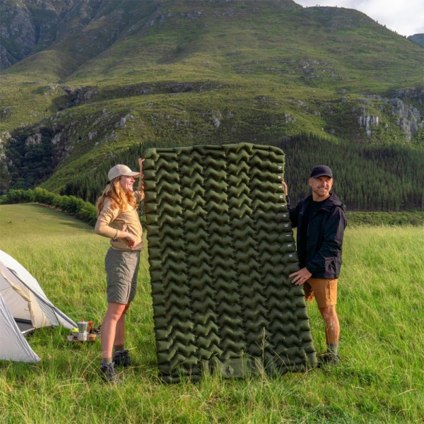 Матрас надувной одинарный Naturehike CNK2550WS019, 65 мм, с мешком для надувания, зеленый