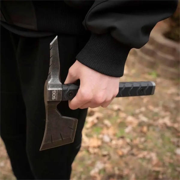 Сокира SOG Warfighter