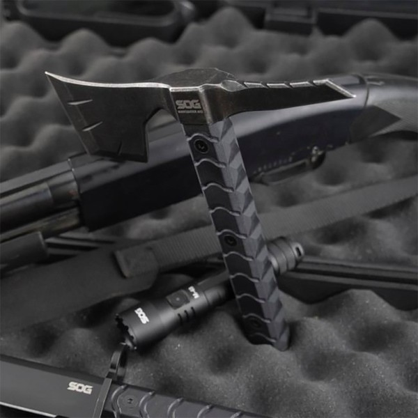 Сокира SOG Warfighter