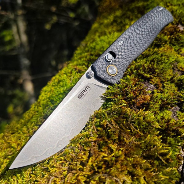 Нож SRM Medal 255L-CB2, Carbon Fiber, Laminated 140Cr steel