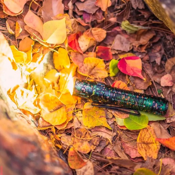 Фонарь Olight Warrior 3S, Camo