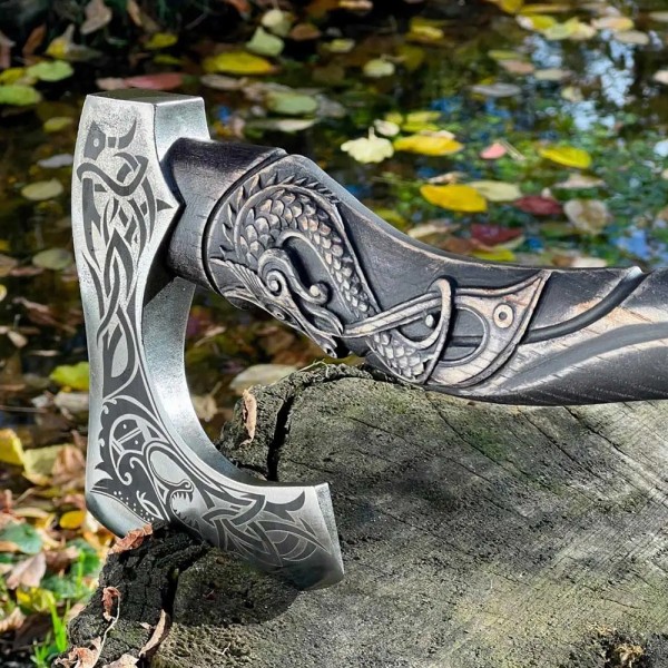 Сокира ДревніСміті Hand-forged hardened bearded viking axe "Fenrisulfr" with carved handle