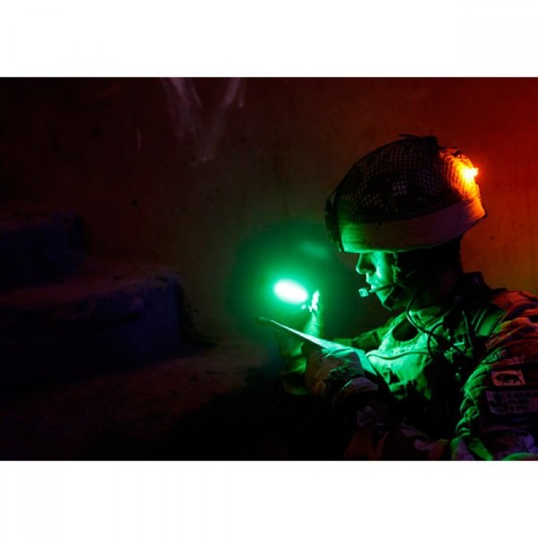 Хімічне джерело світла Base Camp GlowSticks Red 