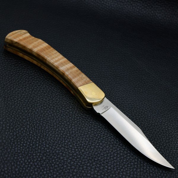 Нож Buck 110 Folding Hunter, Danny Collection, curly maple, 440C, 1 из 28 made