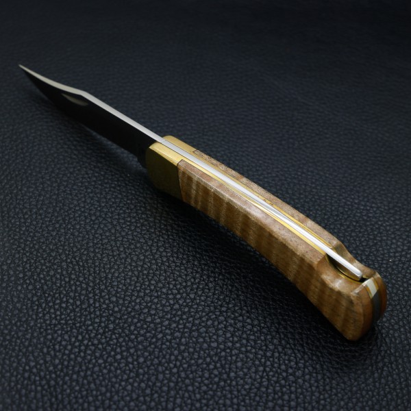 Нож Buck 110 Folding Hunter, Danny Collection, curly maple, 440C, 1 из 28 made