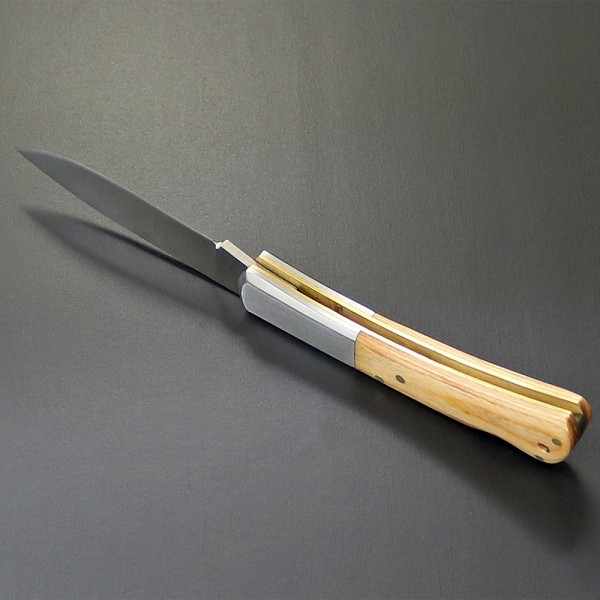 Ніж Kanetsune Kaico-Tou, white/brown