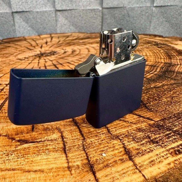 Запальничка Zippo 239 REG Navy Blue Matte