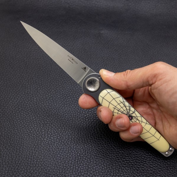 Ніж Lone Wolf Defender Black Widow