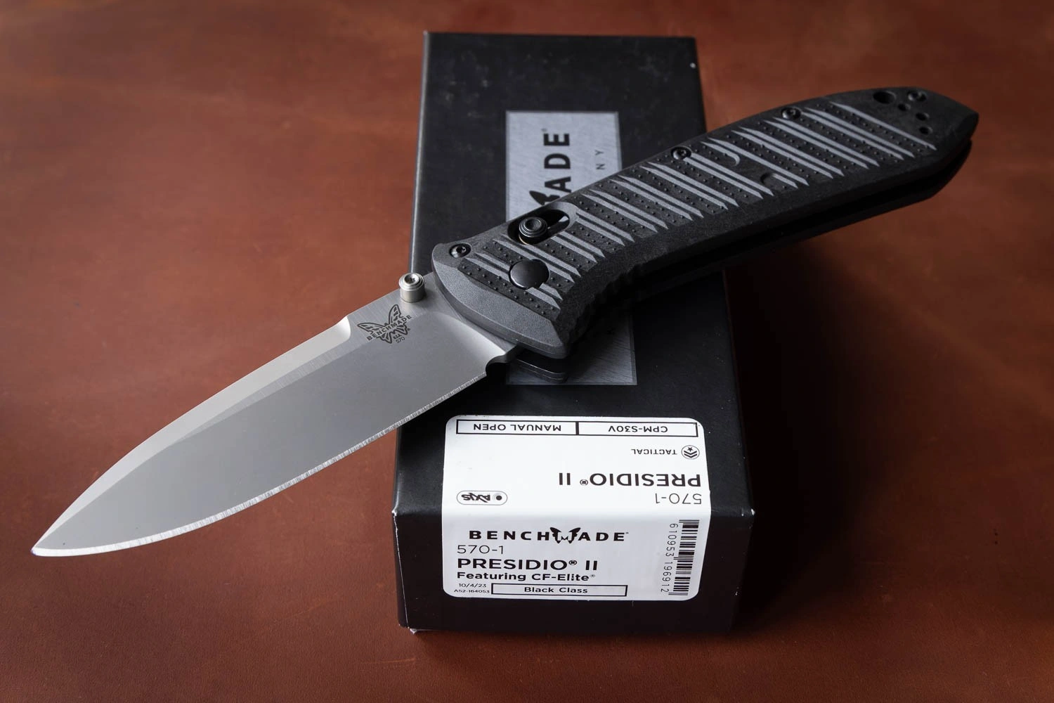Benchmade 570-1 Presidio II, S30V, CF-Elite Handle - купить в