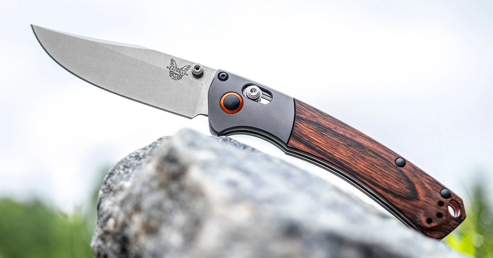 Benchmade 15085-2 Mini Crooked River, Wooden handle, S30V - купить
