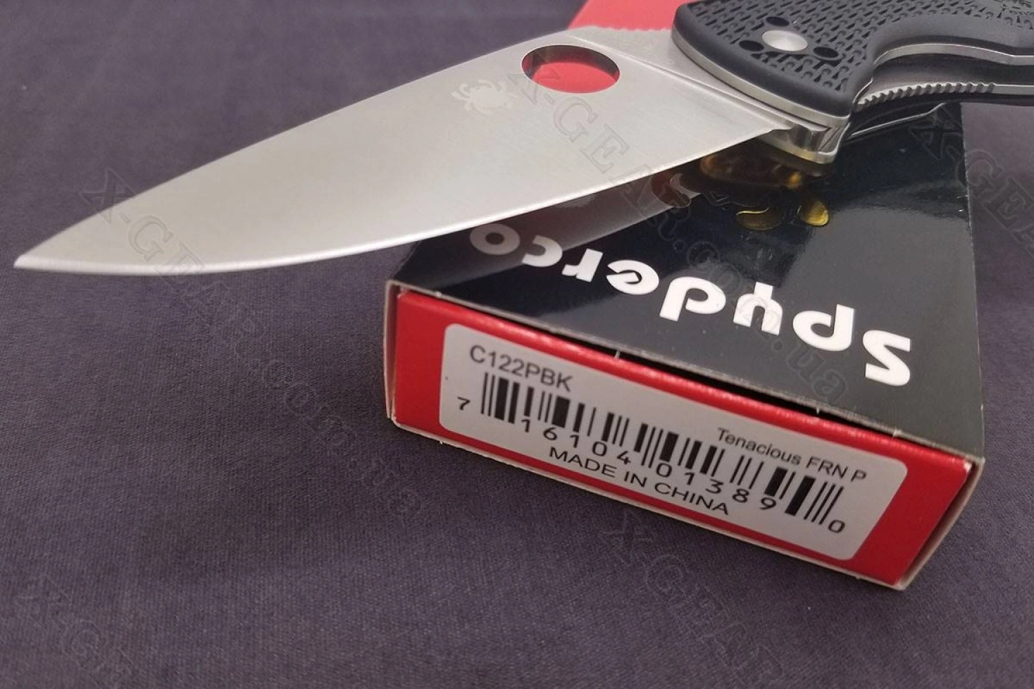 Spyderco Tenacious Lightweight Satin Plain Blade - купить в Киеве