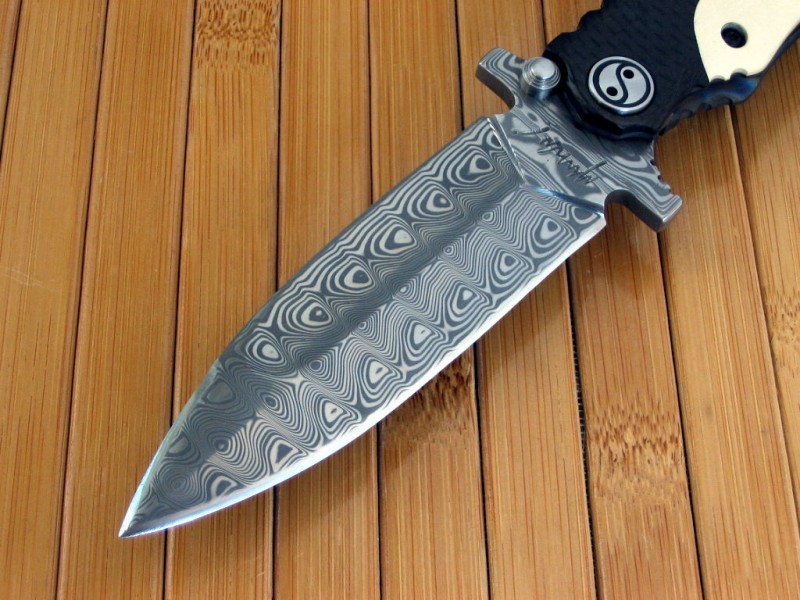 Yuna Pran Type S Damasteel blade CF & Ivory Micarta handle