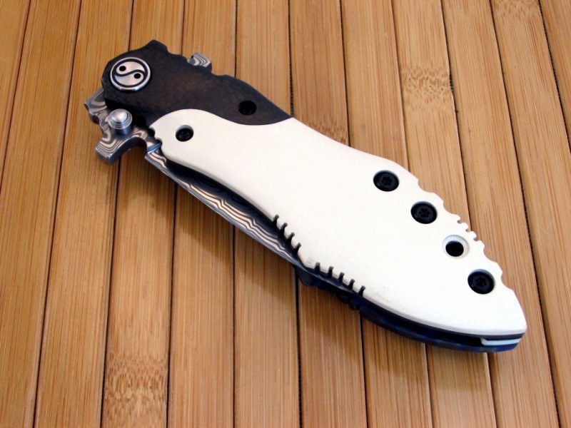Yuna Pran Type S Damasteel blade CF & Ivory Micarta handle
