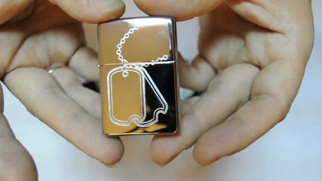 Запальничка Zippo 250 Dog Tags